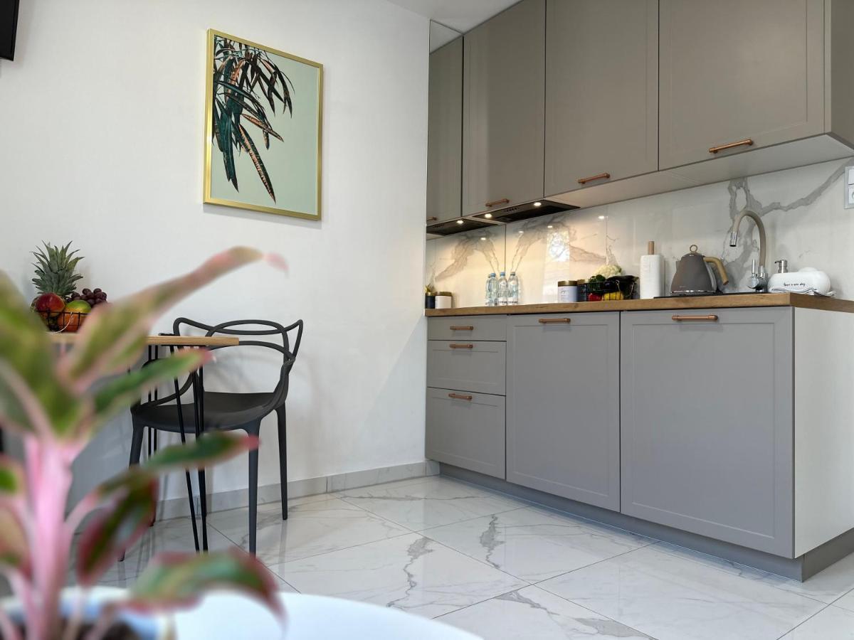 Moveen! Wynajem Apartamentow We Wroclawiu! 10 Minut Od Centrum Breslávia Exterior foto